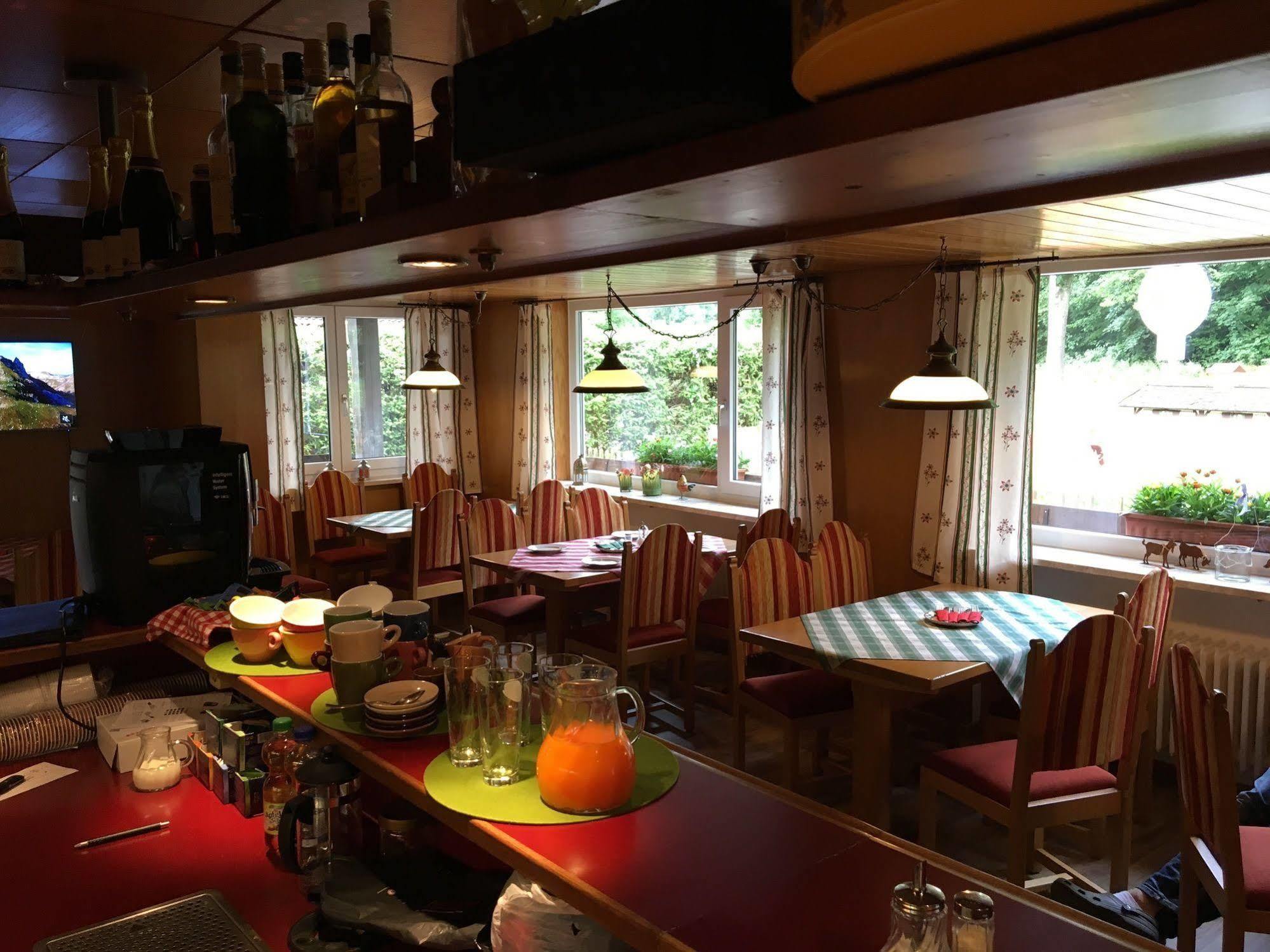 Schwansee Bed & Breakfast 2*